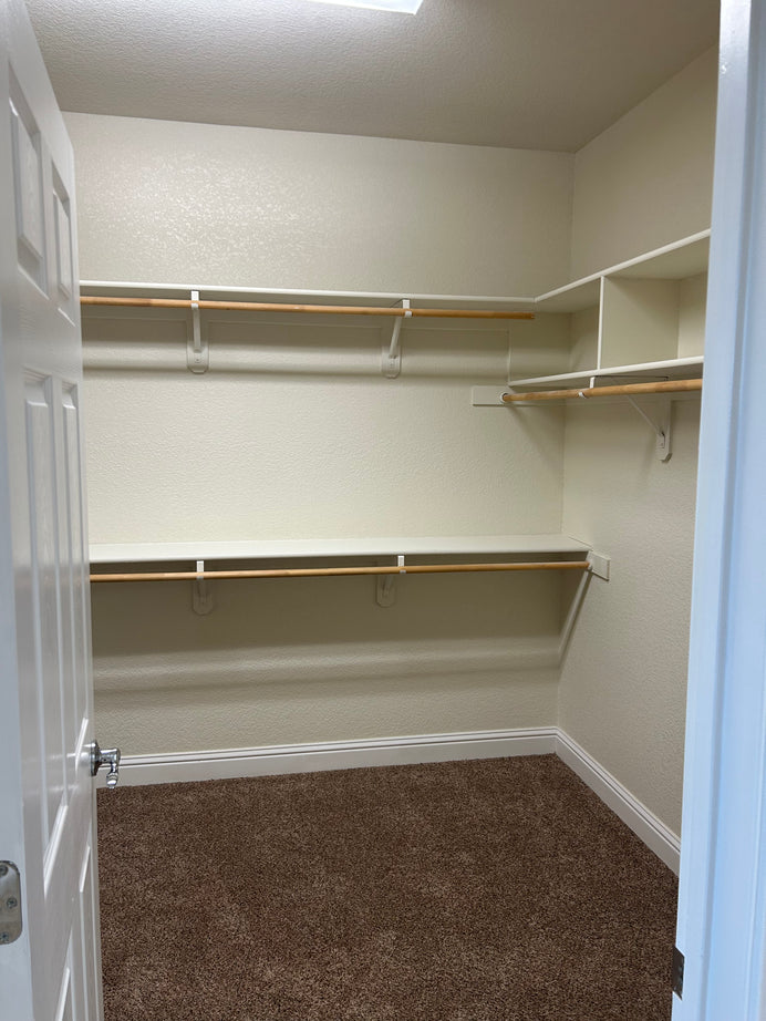 2128 Tienda Dr