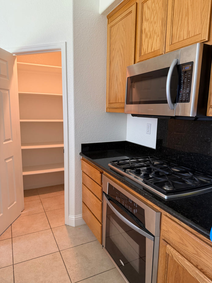 10839 Lands End Dr, Stockton