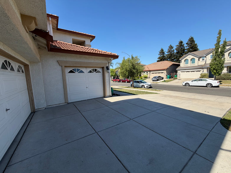 10839 Lands End Dr, Stockton