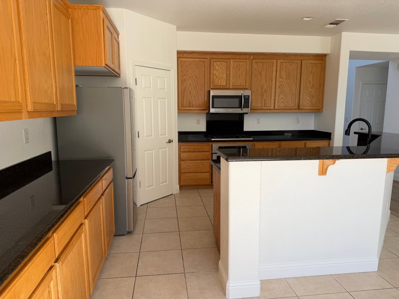 10839 Lands End Dr, Stockton