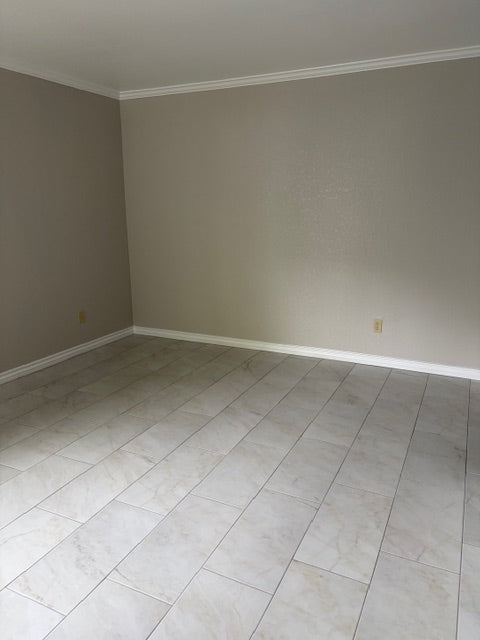 2400 Eilers Ln. #1907